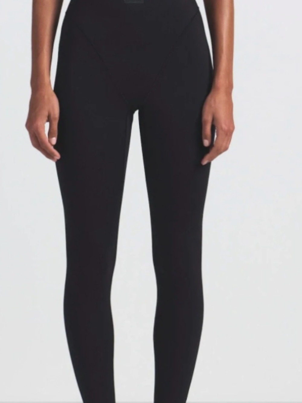 Nike Skims 26" shiny leggings size S